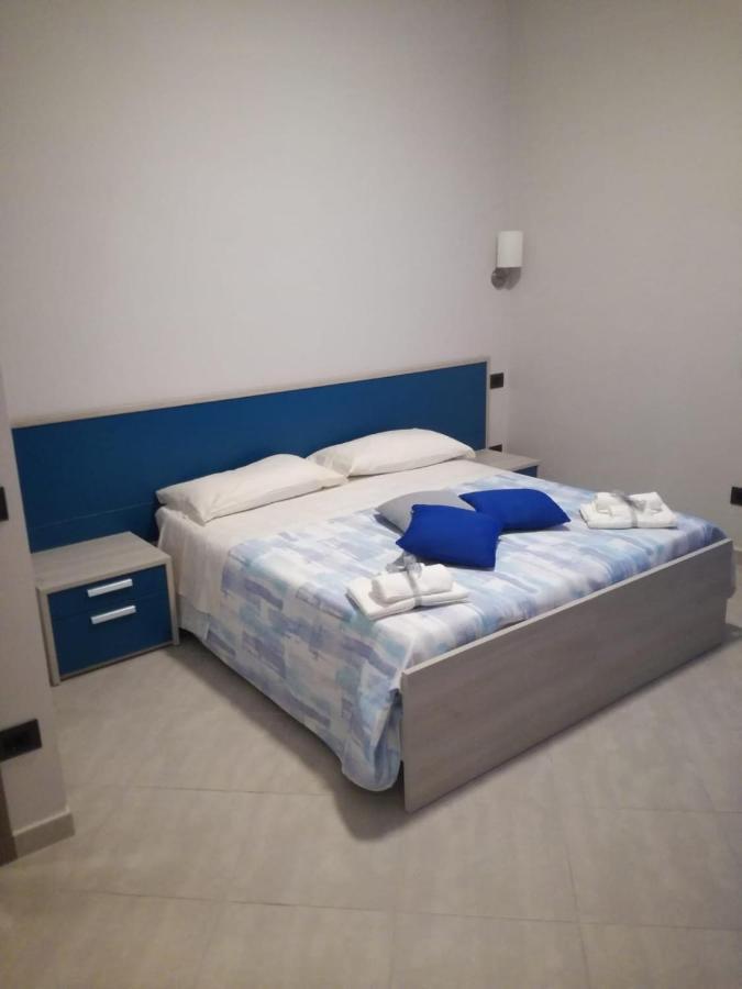 Affittacamere Borgata Marina Roseto Capo Spulico Exterior photo