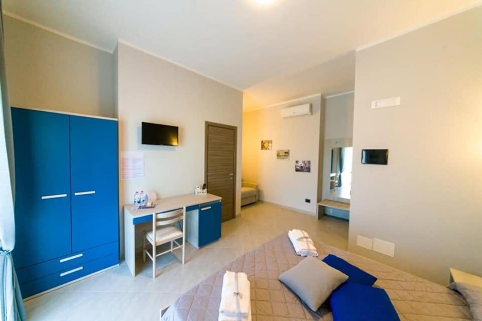Affittacamere Borgata Marina Roseto Capo Spulico Exterior photo